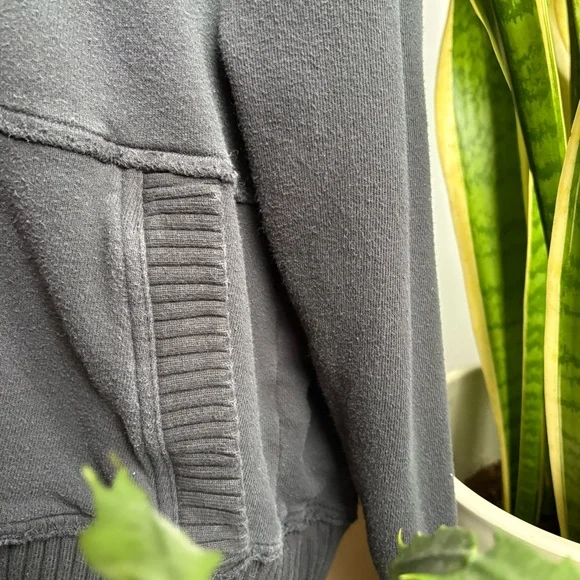 Aerie snap funnel neck sweatshirt-sz small - Picture 4 of 6